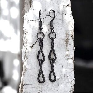 5 For $25💫Alternative Grunge Black Chain Links Dangles
